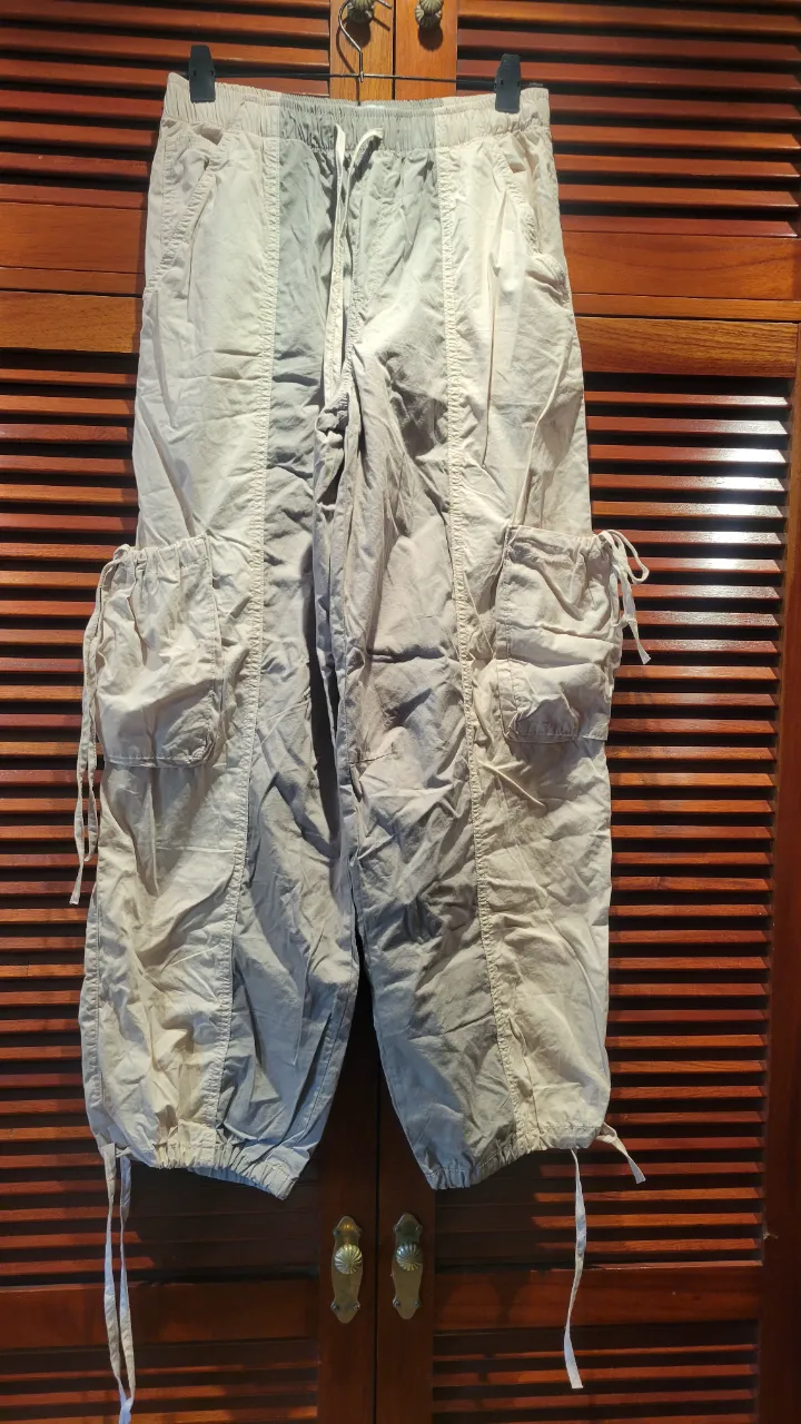 Pantalón Zara