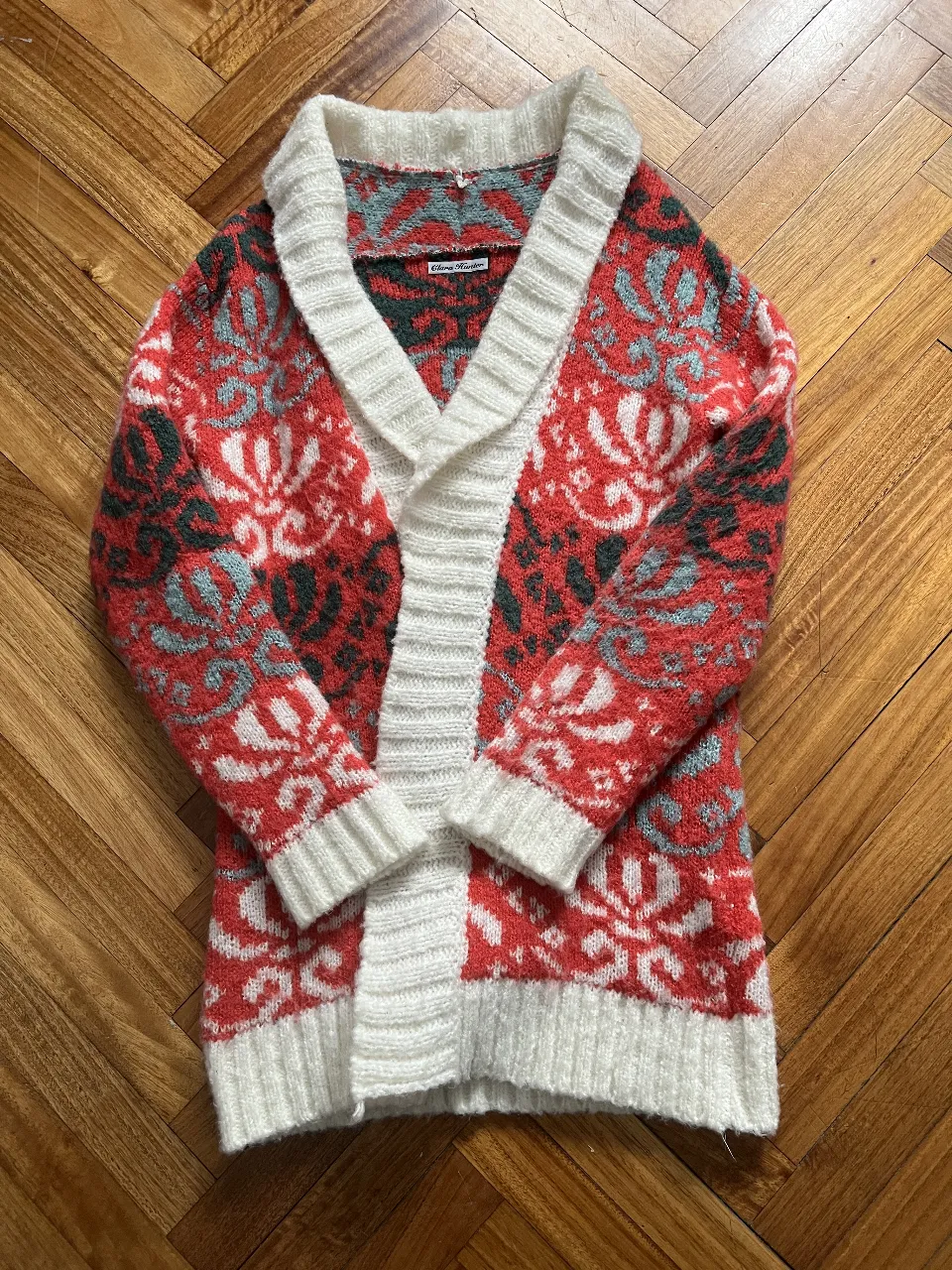 Cardigan Clarahunter