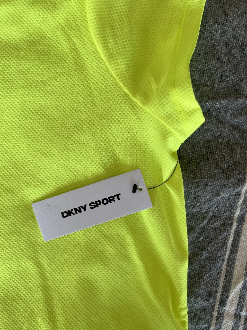 Remera DKNY - imagen 3