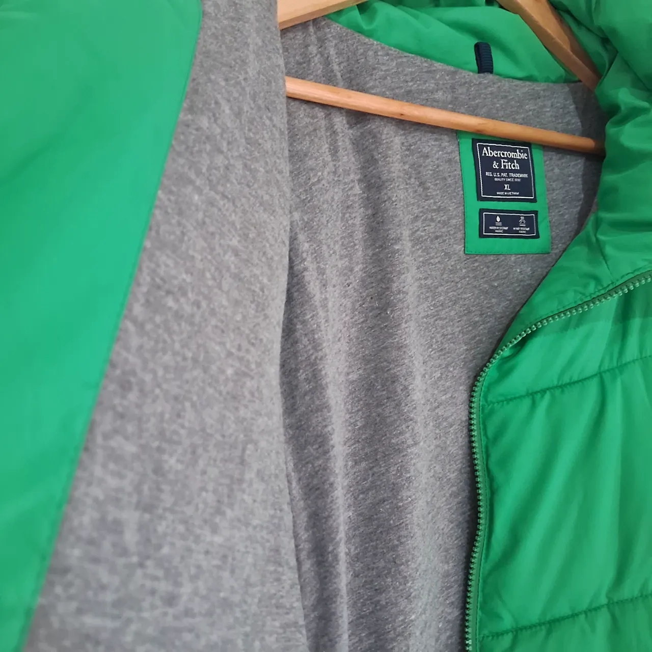 Campera Abercrombie & Fitch - imagen 4