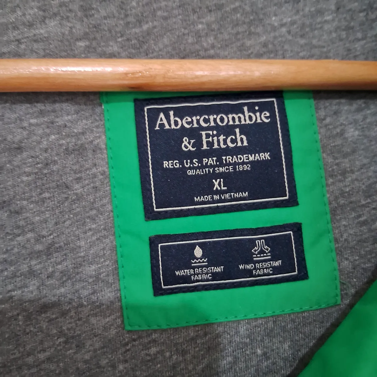 Campera Abercrombie & Fitch - imagen 3