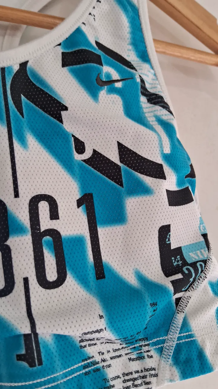 Top Nike - imagen 2