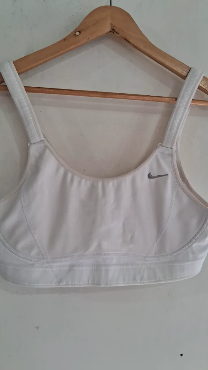 Corpiño deportivo Nike - imagen 1