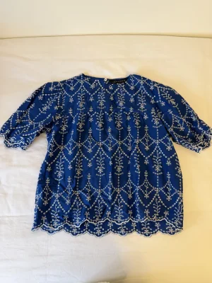 Zara Woman