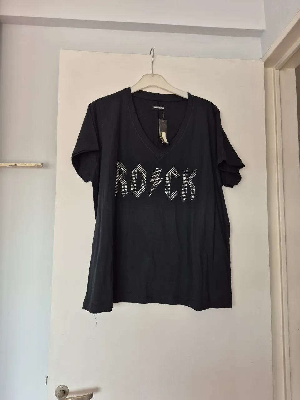 Remera Kuwana - imagen 1