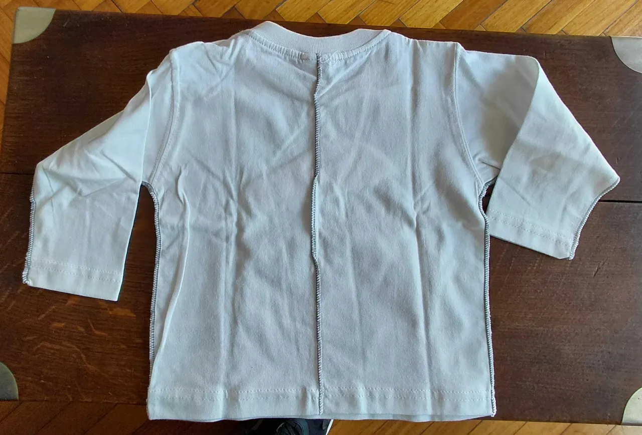 Remera Gimos - Vista 2