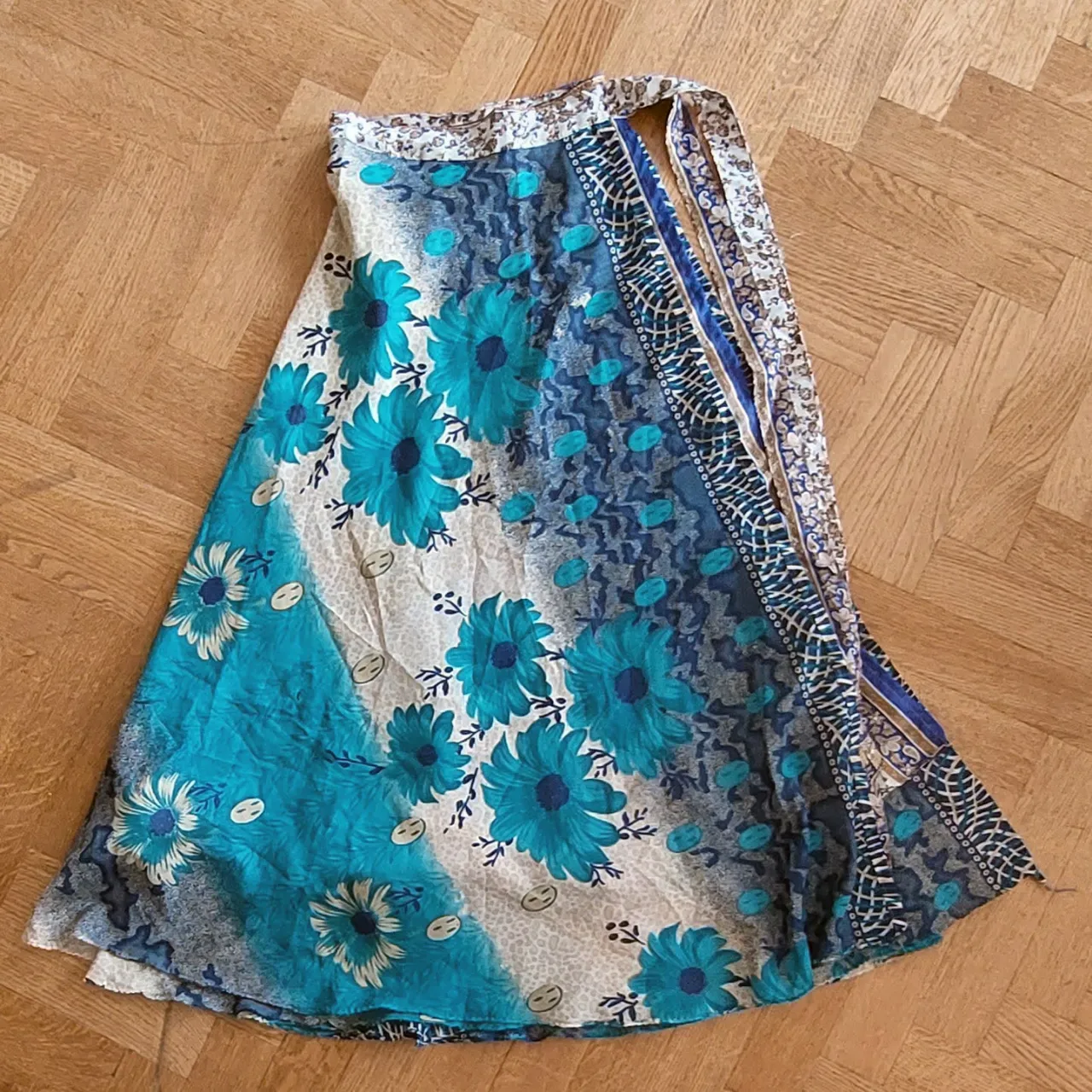 Pollera Generica miniatura 2