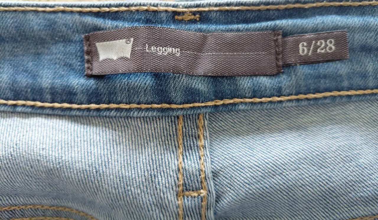 Jean Levi's - imagen 5
