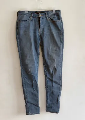 Levi's