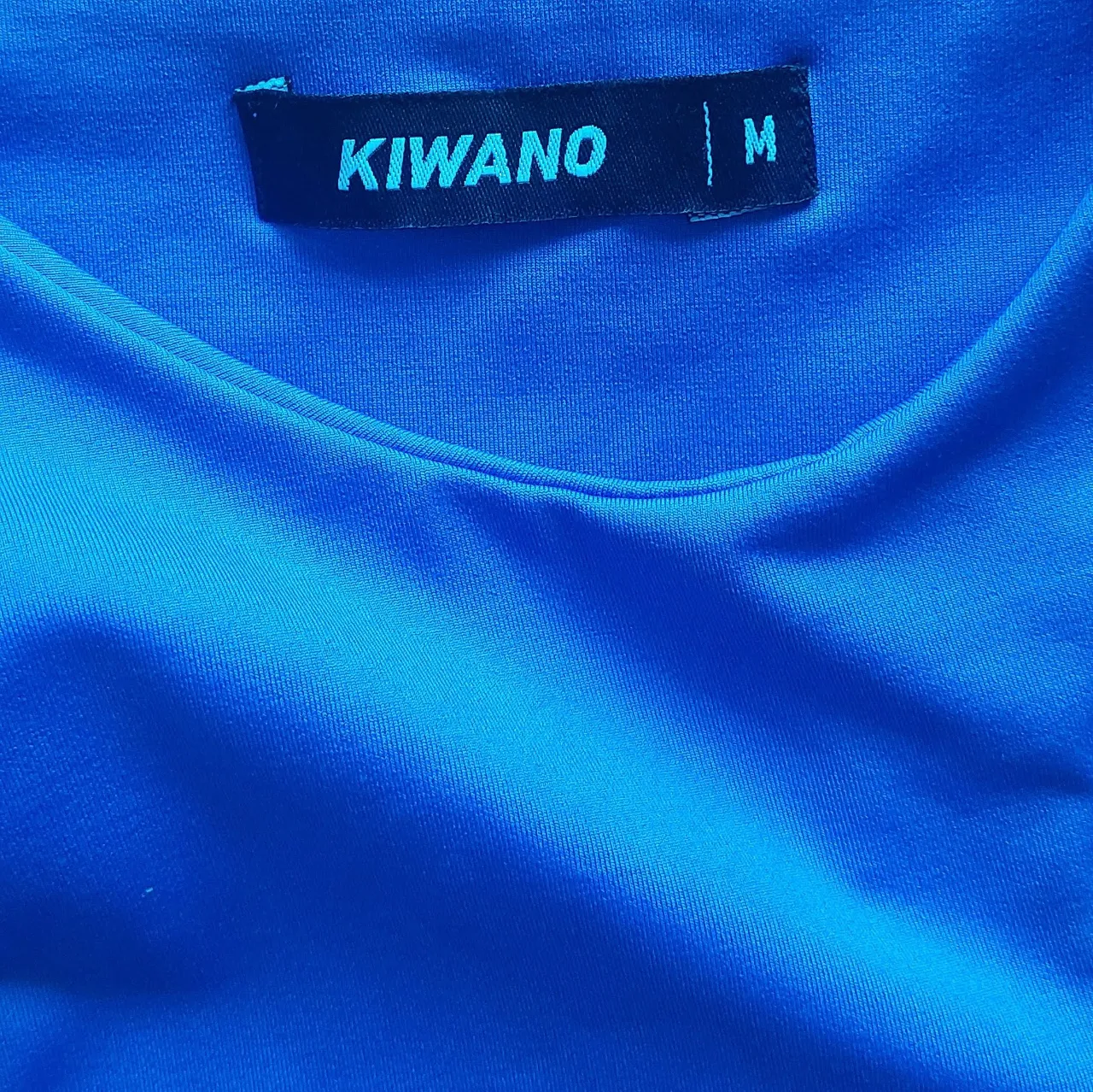 Top KIWANO - imagen 4