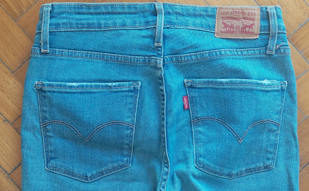 Jean Levi's - imagen 4
