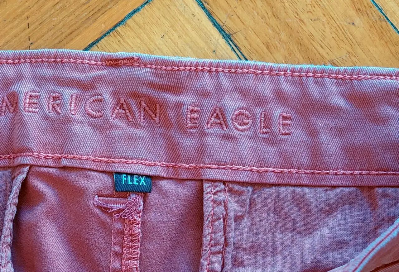 Bermuda American Eagle miniatura 5