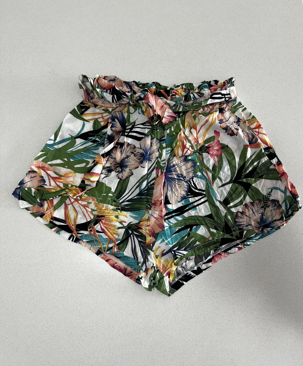 Short Local - imagen 3