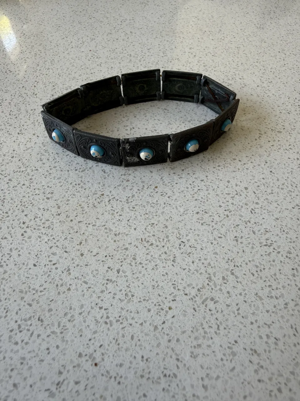 Pulsera A ≠ - Vista 2