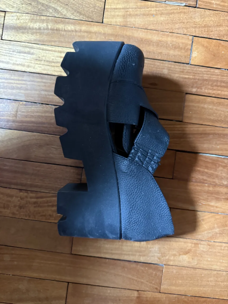 Zapatos Sarkany - imagen 2