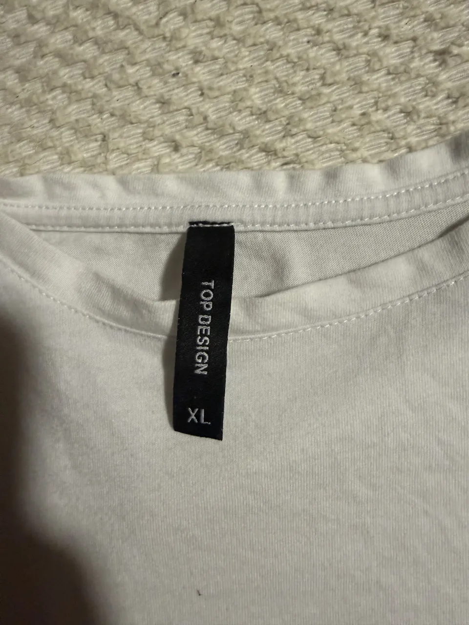 Remera TOP DESIGN - imagen 2