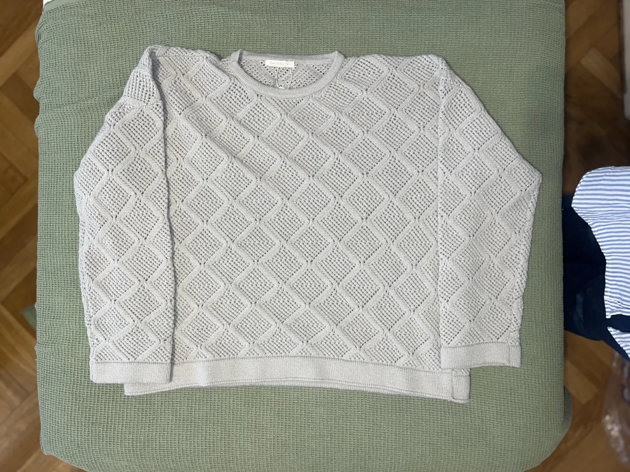 Sweater A ≠ - imagen 3