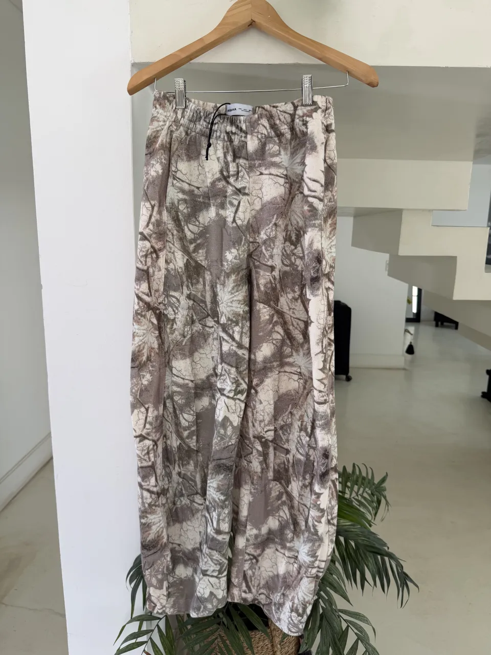 Pantalón Bershka - imagen 1