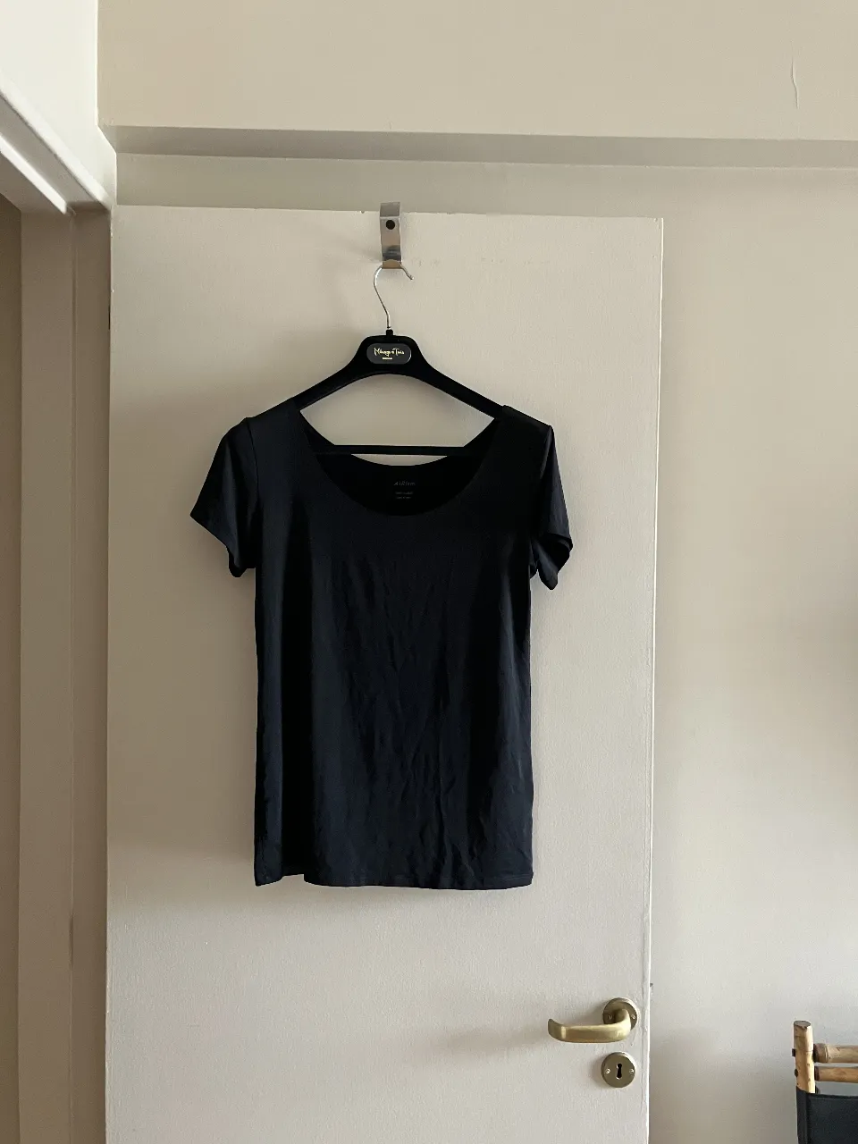 Remera Uniqlo - imagen 1