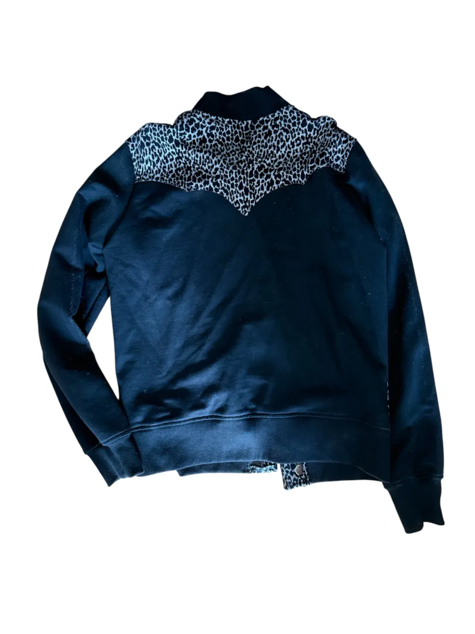 Campera A ≠ - imagen 3