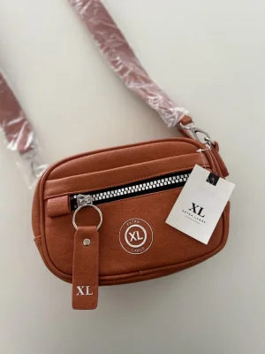 XL