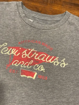 Levi's