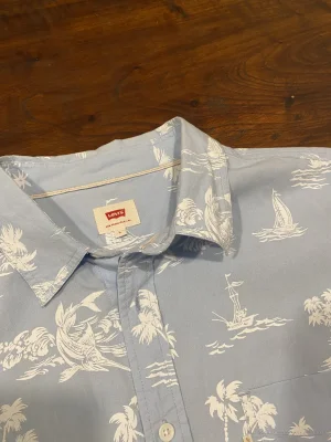 Levi's