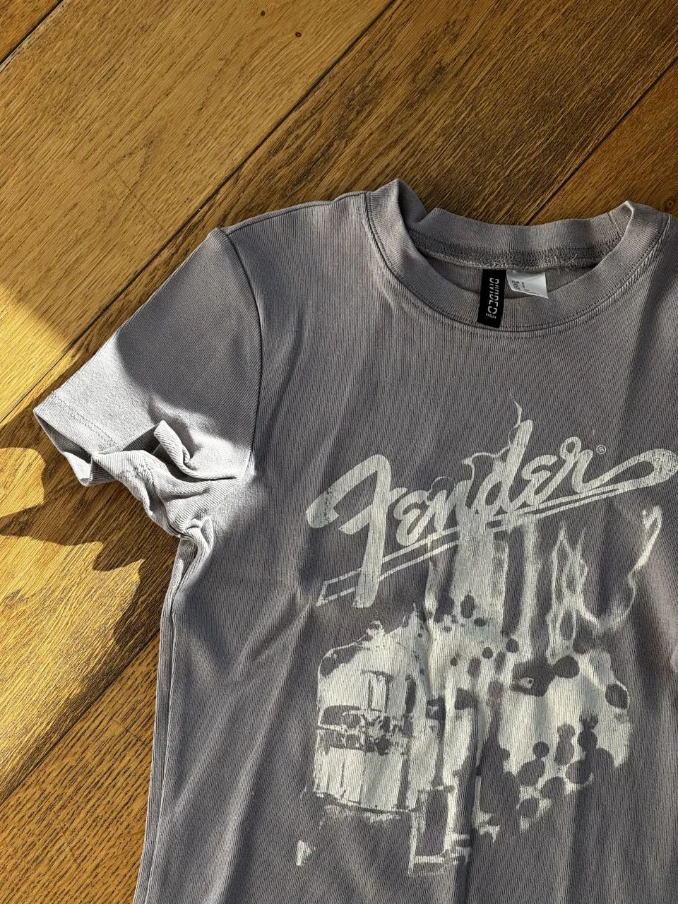 Remera Divided - imagen 2