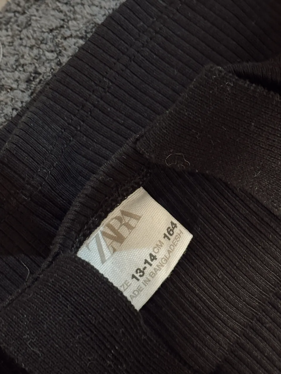 Ropa para ocasiones Zara - Vista 3