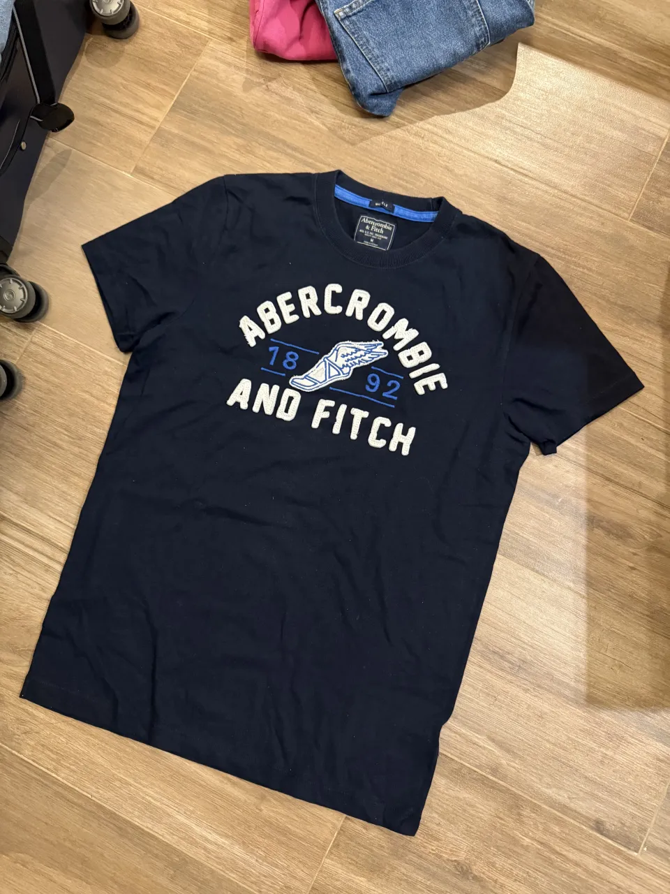 Remera Abercrombie & Fitch - imagen 1