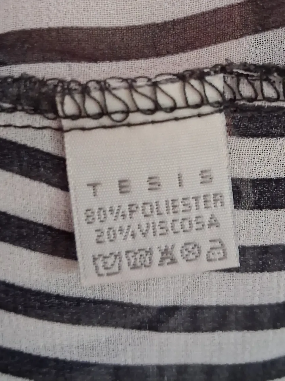 Remera Tesis - imagen 4