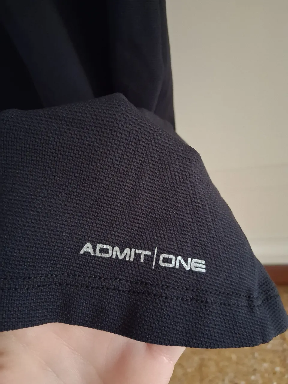 Vestido Admit One - imagen 3