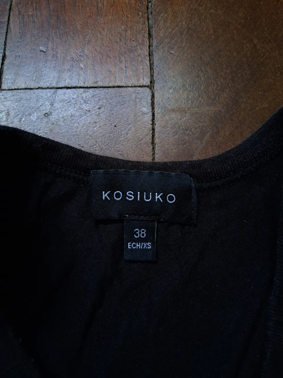 Musculosa Kosiuko - imagen 3