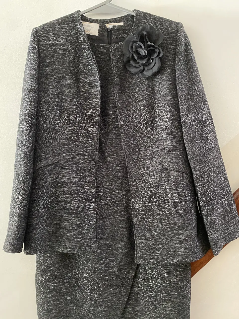 Traje Otra