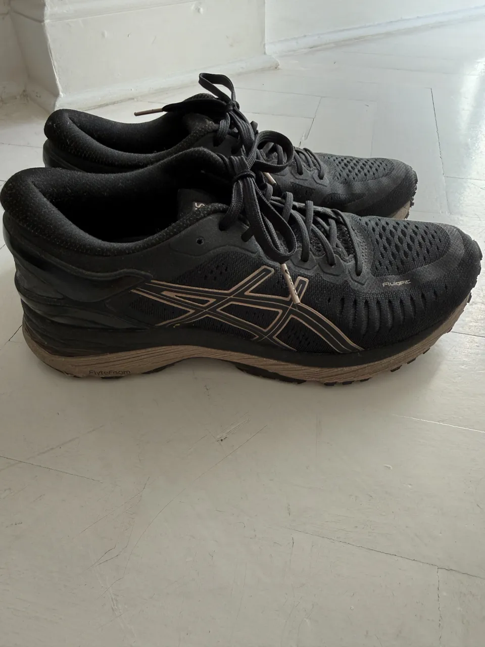 Zapatillas Asics - imagen 2