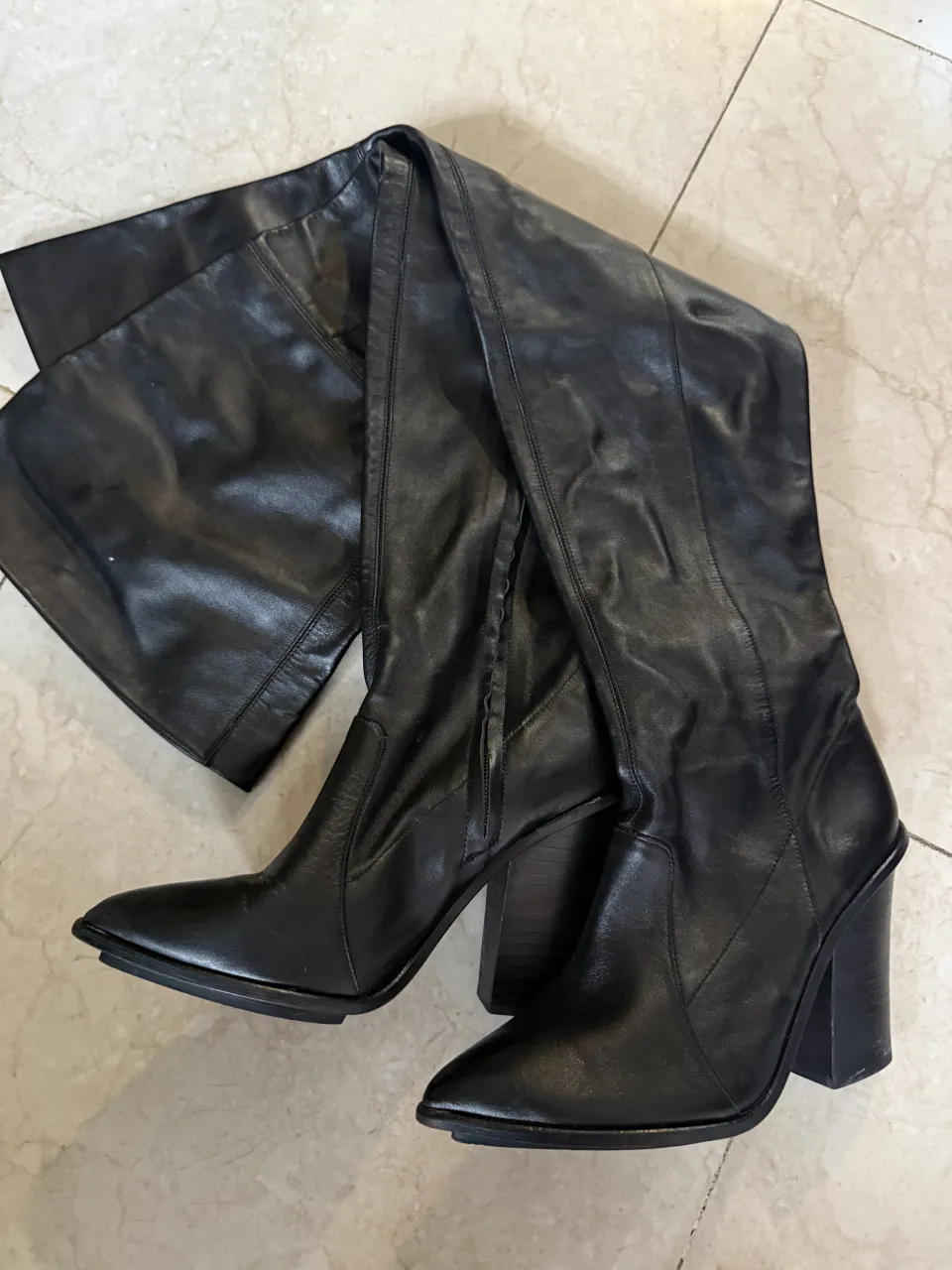Botas CHER.