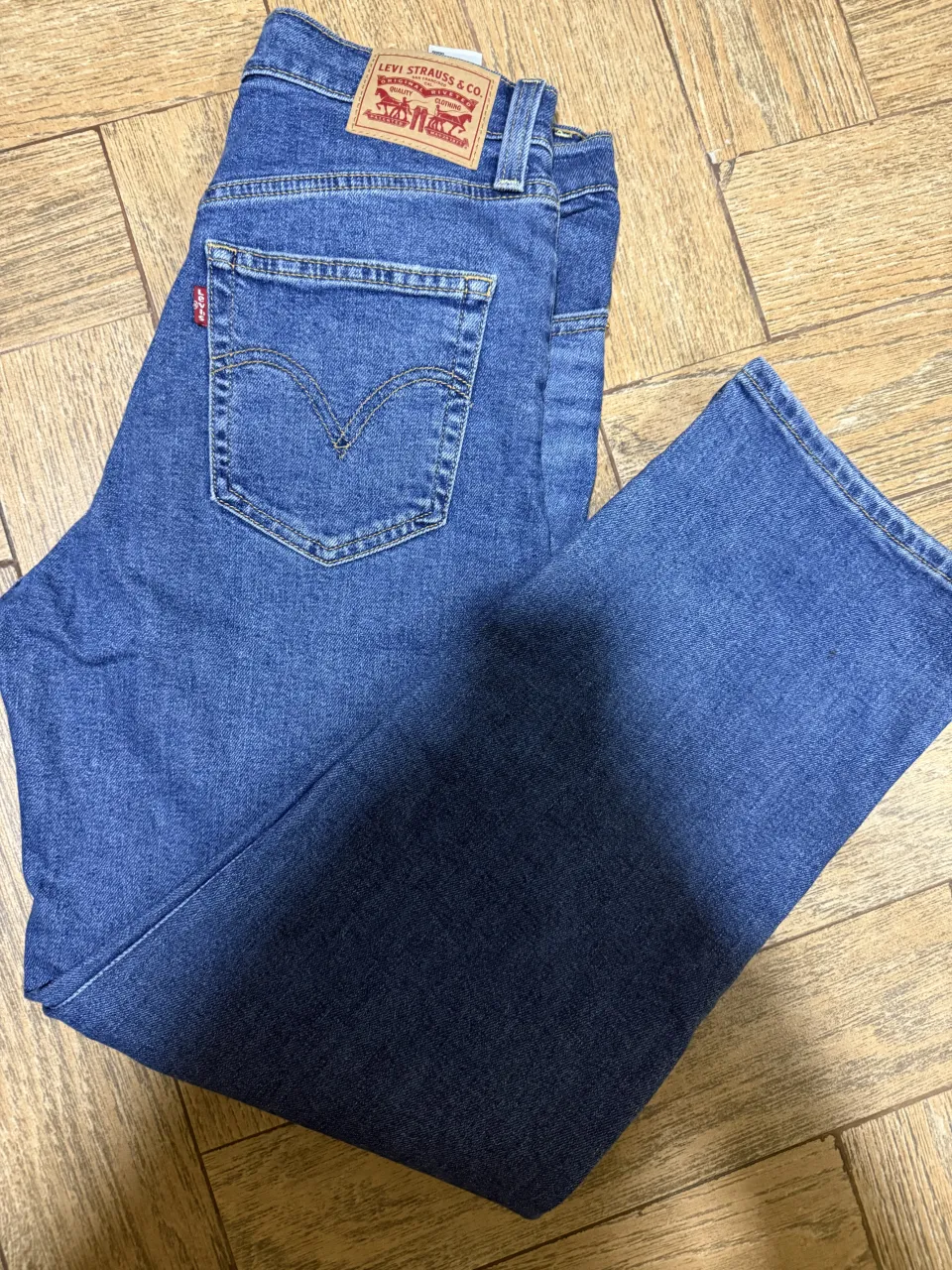 Jean Levi's - imagen 1