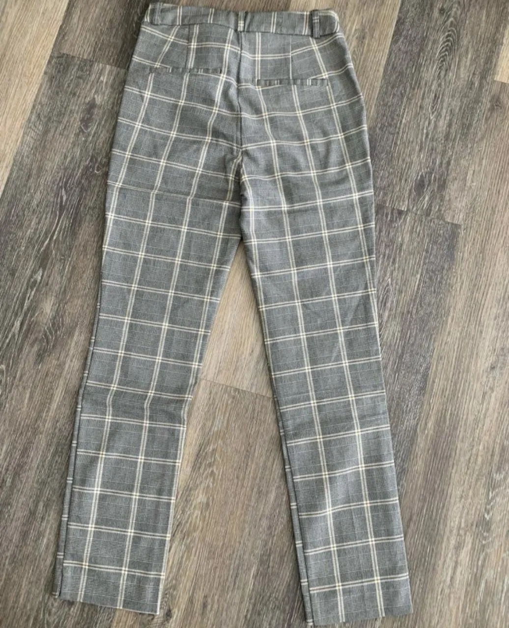 Pantalón Stradivarius - imagen 2
