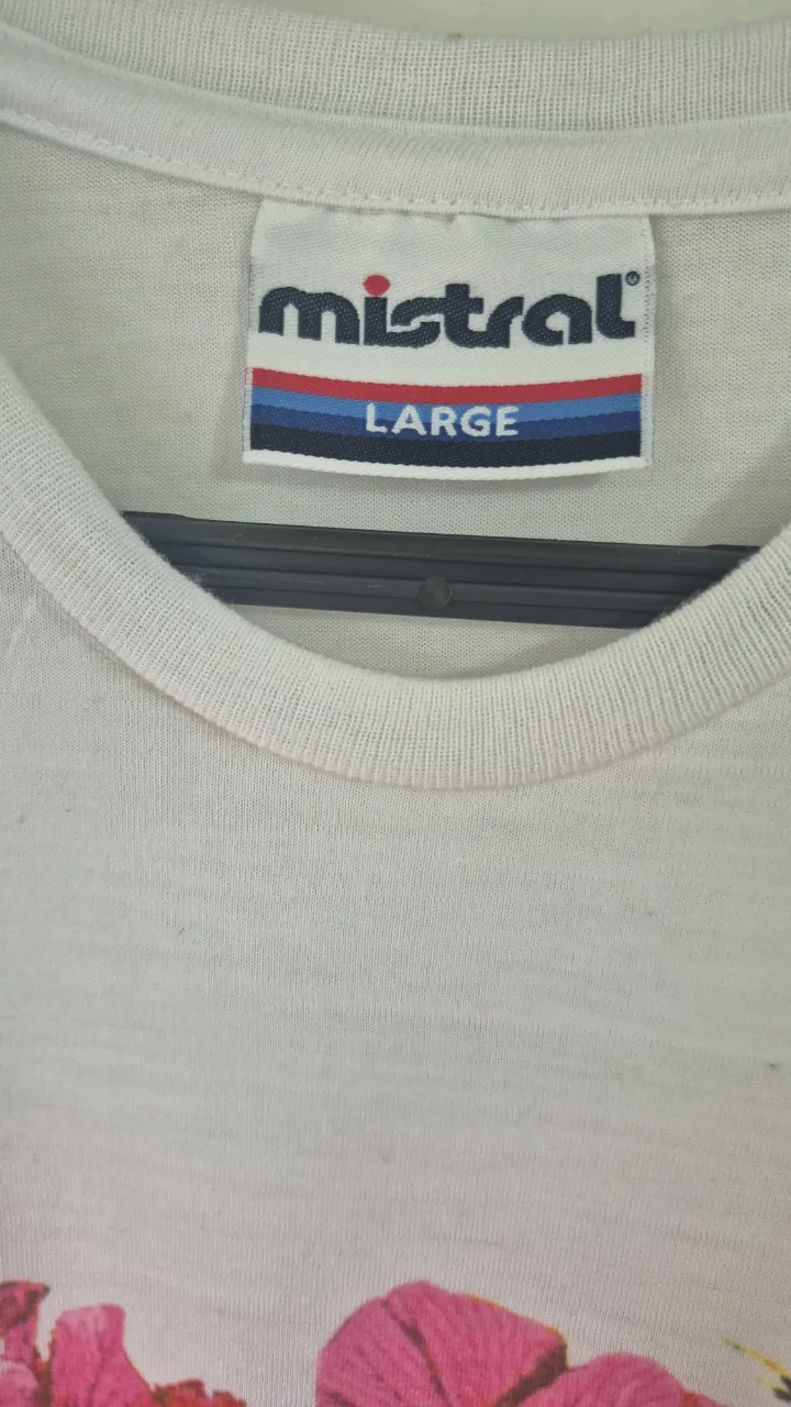 Remera Mistral - Vista 3