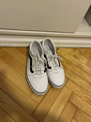 Vans · Talle AR 39