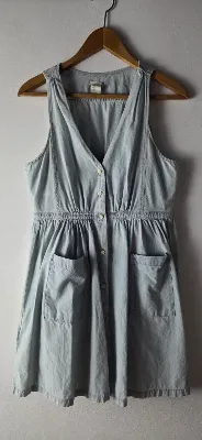 Levi's