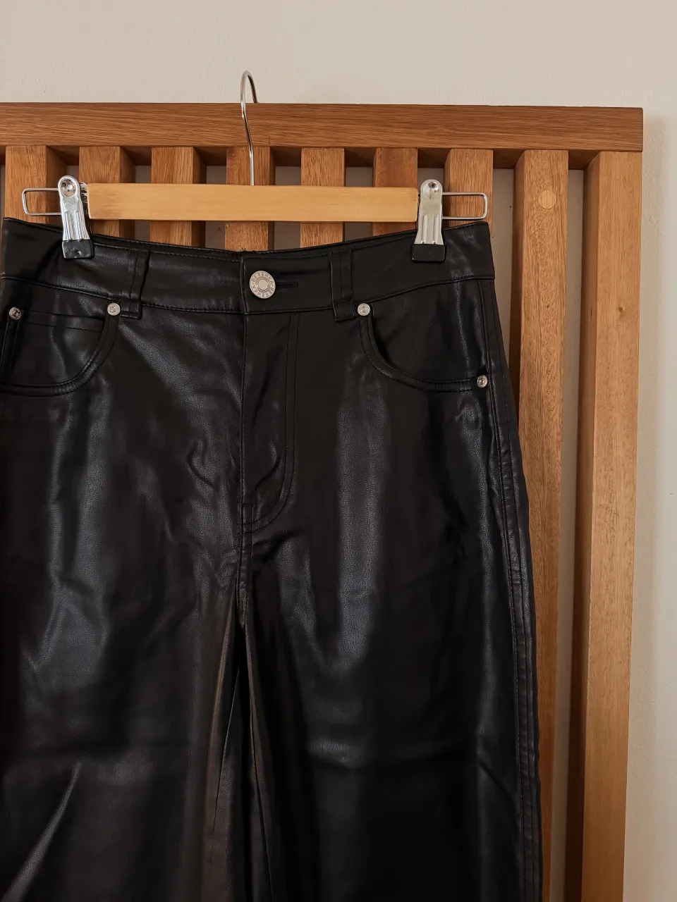 Pantalón Bershka - imagen 4