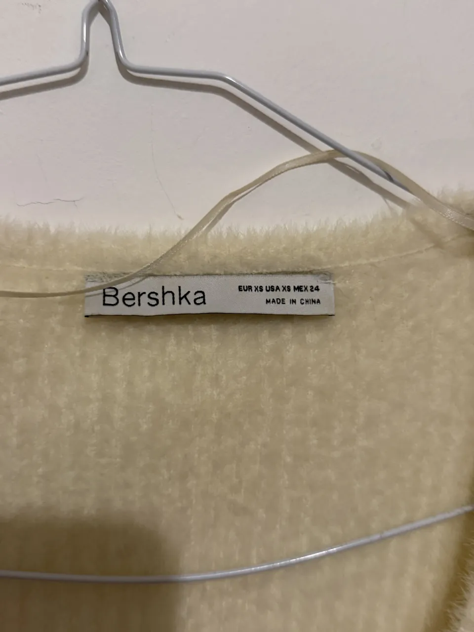 Sweater Bershka - imagen 3