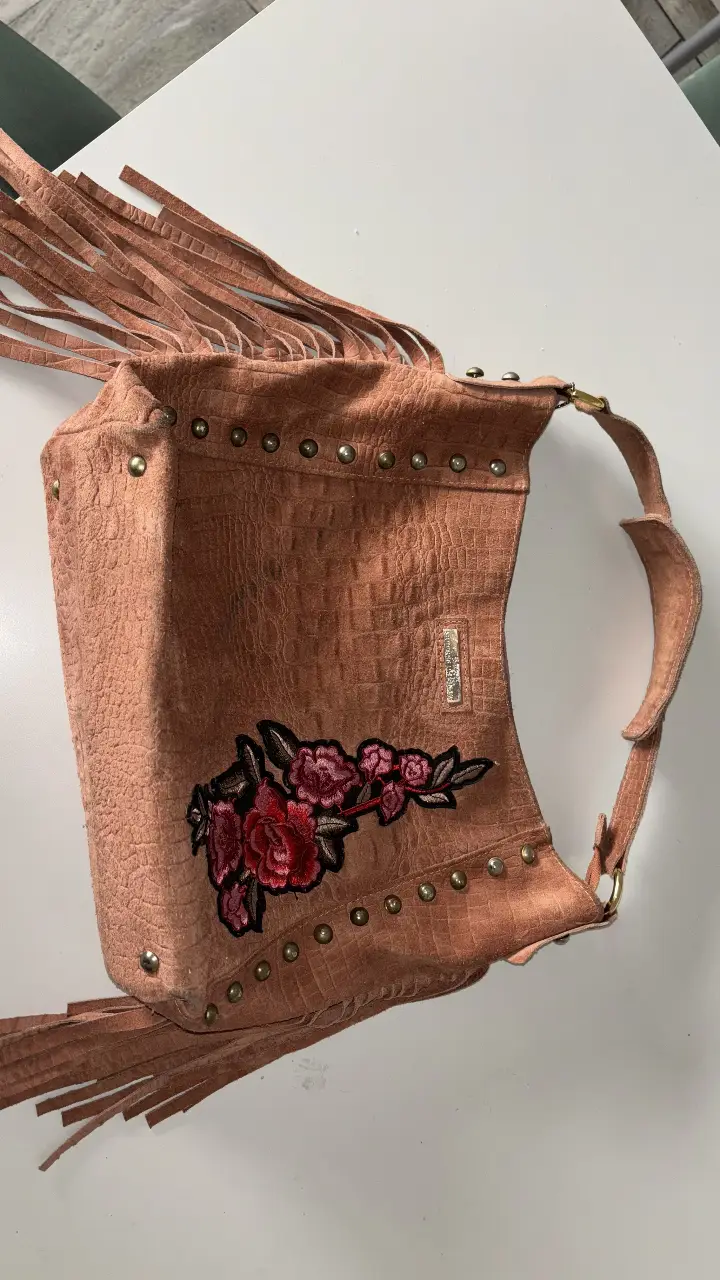 Cartera Mujeres de Linaje - imagen 2