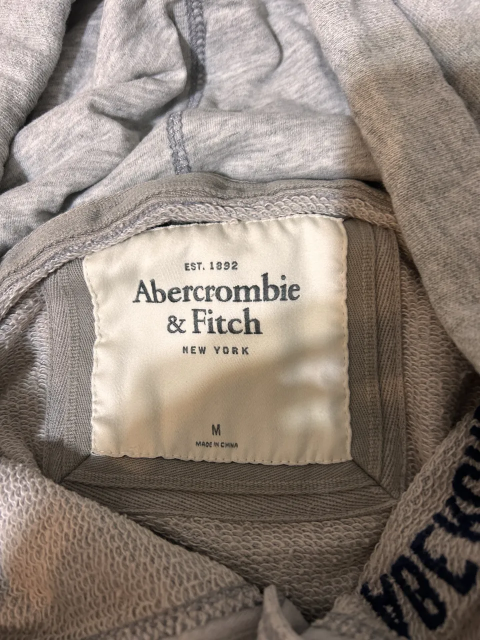 Buzo Abercrombie & Fitch - imagen 4