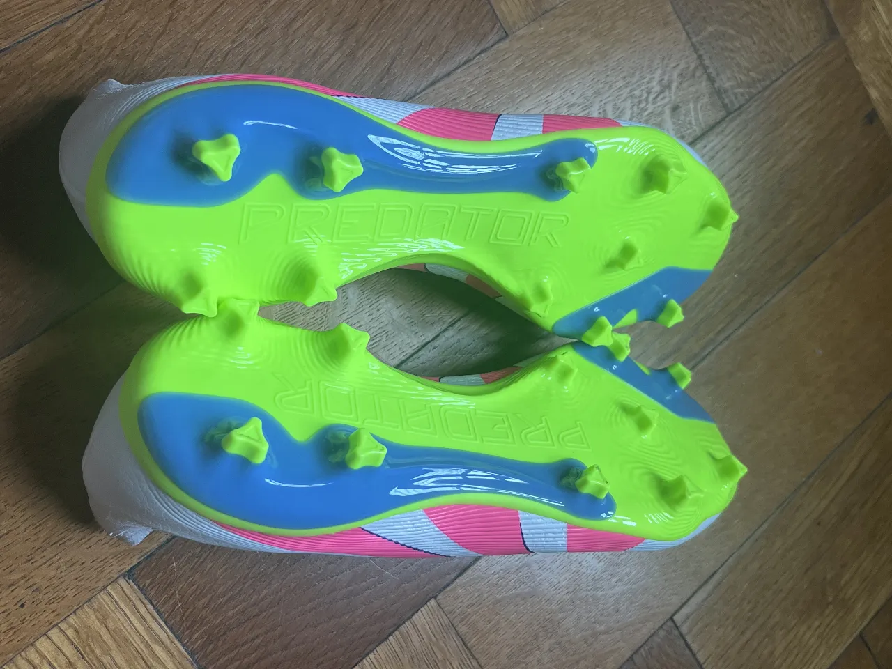 Botines adidas - imagen 4