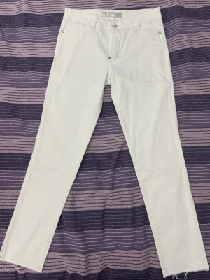 Shaple jeans