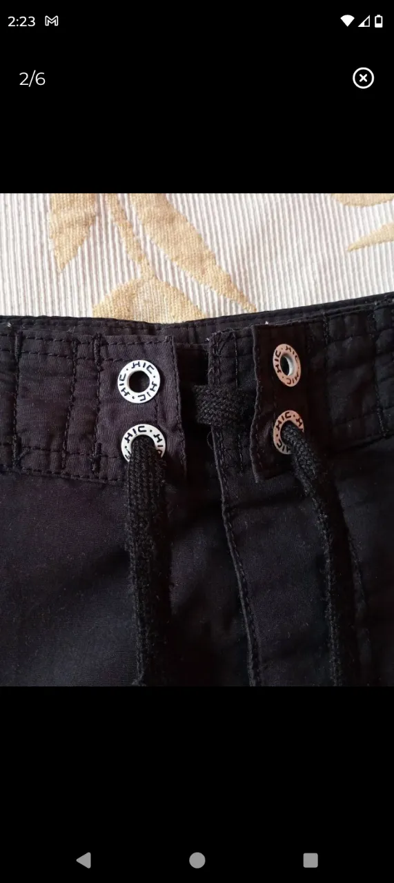 Short Hic - imagen 2