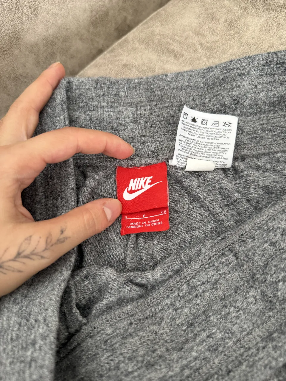 Pantalón Nike - Vista 3