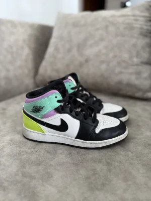 Nike
